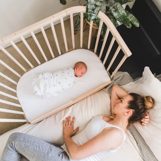 WHAT AGE SHOULD A CHILD USE A PILLOW