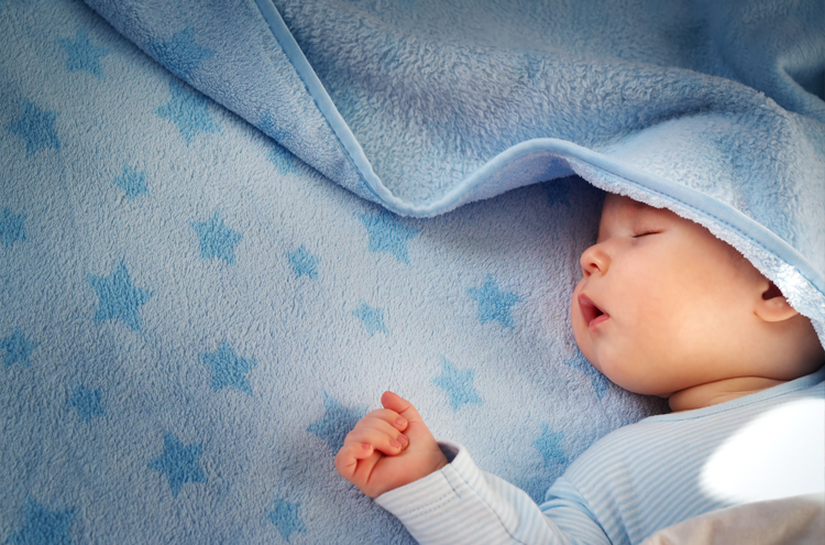 8 tips to help your baby sleep well on vacation