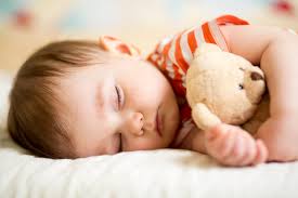 What Age Can My Baby Sleep With A Stuffed Animal?