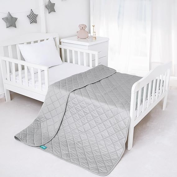 Toddler Blanket - Quilted Kids Cot Bed Comforter 39"x47", Lightweight and Soft