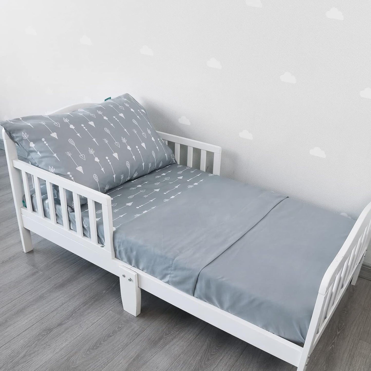Toddler Bedding Set - 3 Pieces, Includes a Crib Fitted Sheet, Flat Sheet and Envelope Pillowcase, Soft and Breathable, Grey Arrow - Biloban Online Store